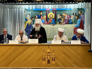 Глава ДСМР выступил на круглом столе в Ташкенте