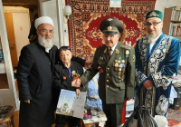 В Свердловской области ветеранам вручили юбилейные медали к 1100-летию принятия ислама Волжской Булгарией